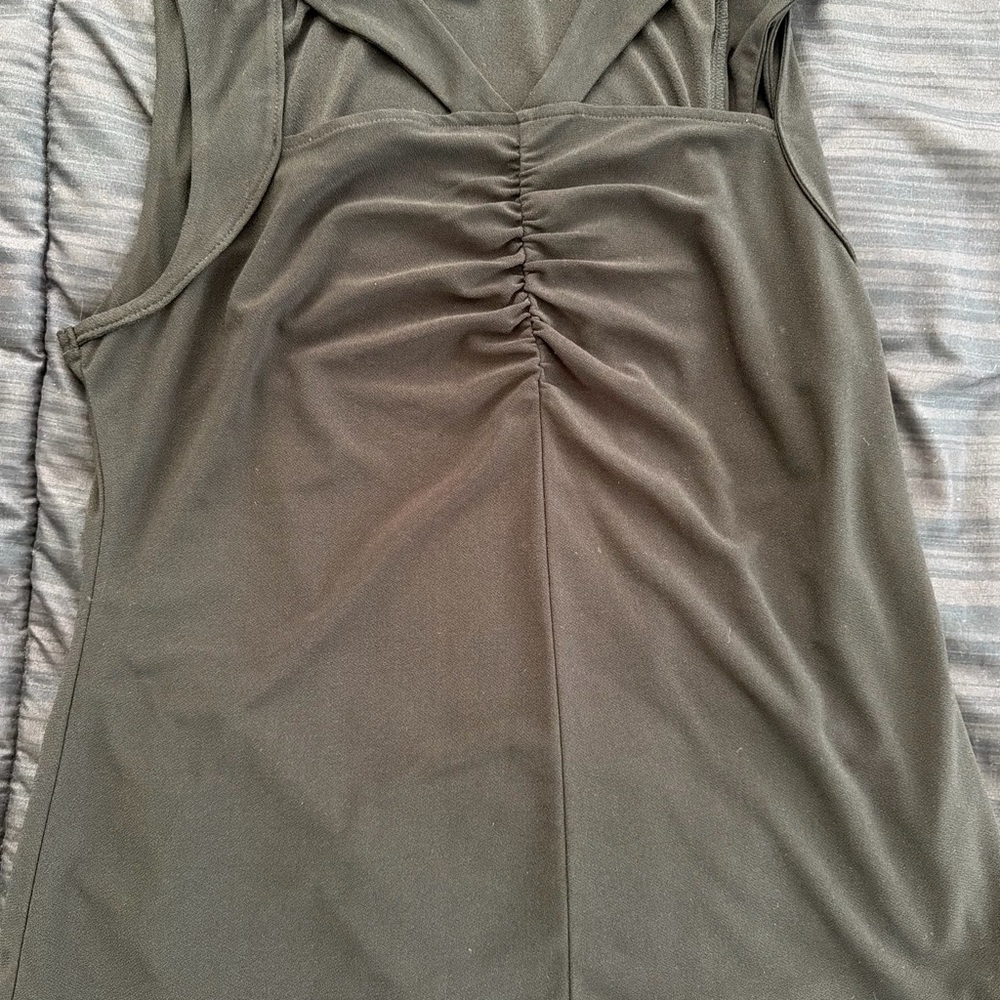 Halogen Dark Black Top